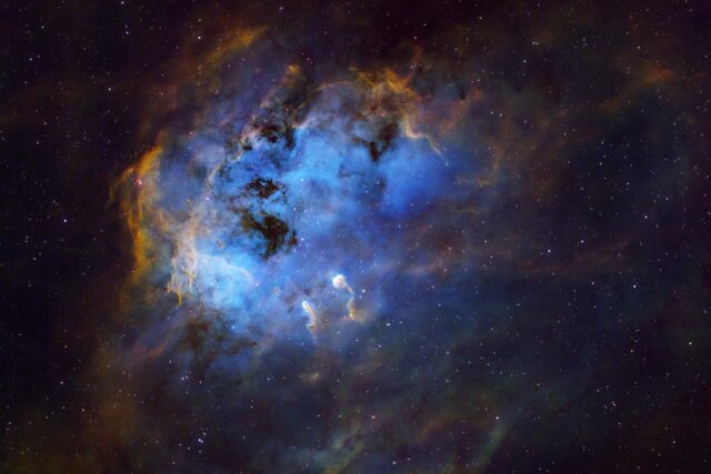 This could definitely use some more integration time for the sulfur II data, but not bad for two nights of imaging.
Target: The Tadpole(s) Nebula
Location: Roy, UT Bortle 7
Camera: ZWO ASI2600MC Air
Mount: ZWO AM3
Scope: Askar 120APO w/ flattener
Filter: Askr D1/D2 dual narrowband filters
Lights: D1: 45 x 600 sec, D2: 49 x 600 sec
Gain: 100, Cooling: -20°C
60x Flats, Flat-Darks, Darks
Total integration time: 15 hrs 40 min
Stacked in Pixinsight with DBXtract BlurXTerminator, StarXTerminator, and NoiseXTerminator
Finished in Photoshop